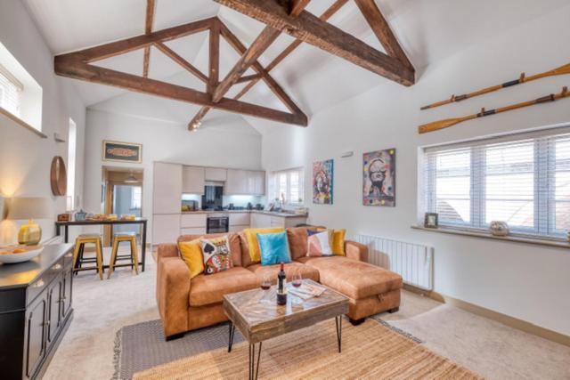 Gorgeous 1-Bed City Apartment, Sleeps 4 Worcester Luaran gambar